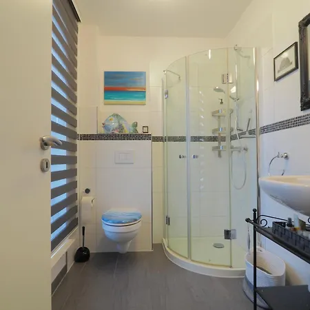 Biene's Nest * 奥斯特巴特宁哈根